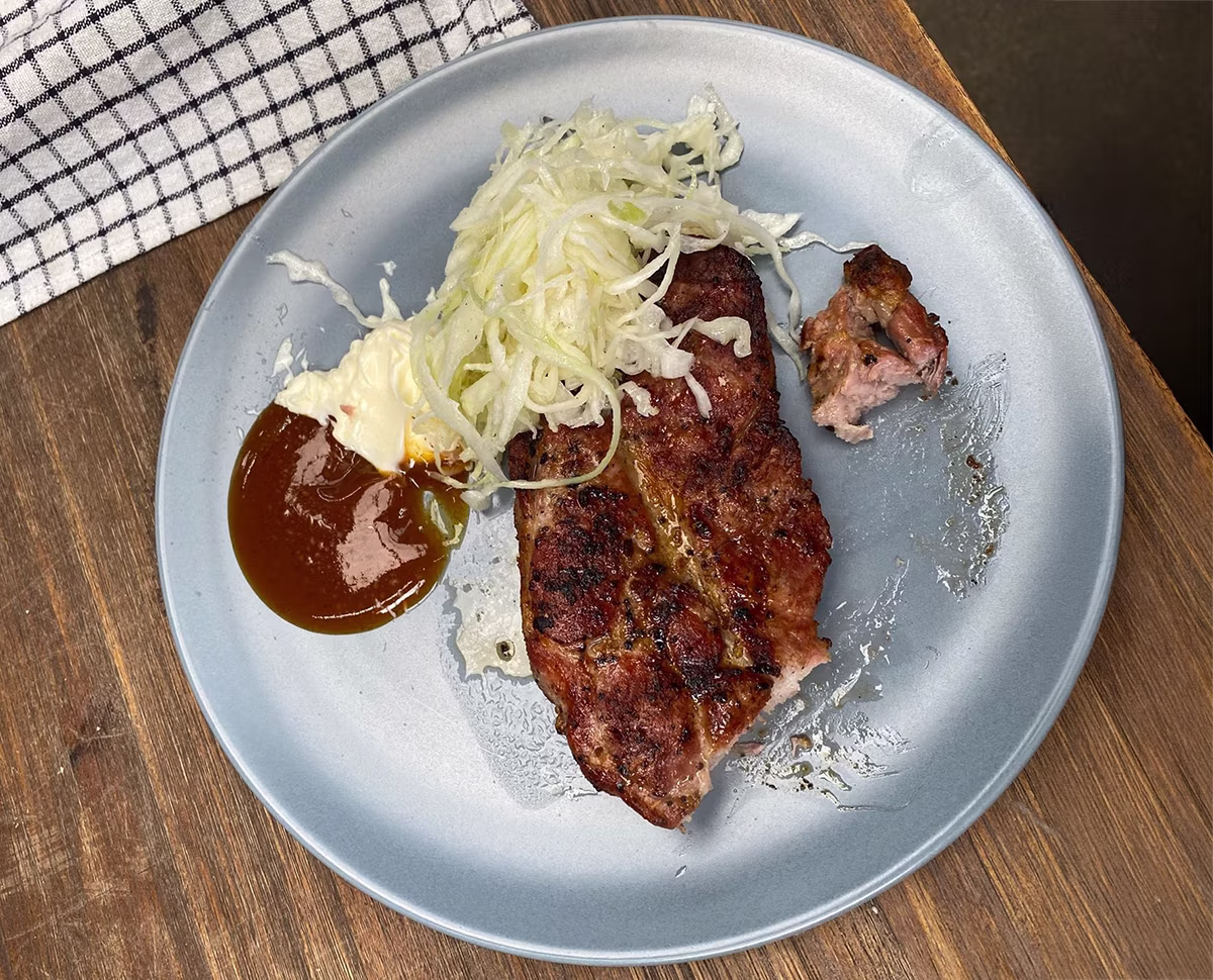 schinderhanned-steak-galerie-1.avif